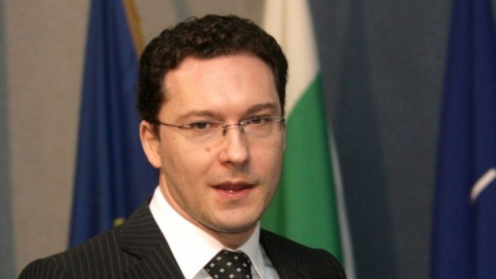 mitov