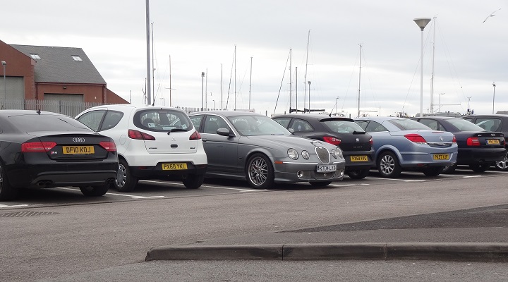 parked_cars_in_the_uk