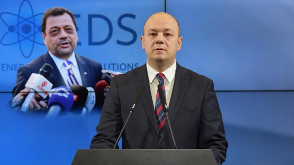 16327-angjushev-treba-da-prestane-da-se-krie-zad-partiskite-pamfleti-na-sdsm-i-chas-poskori-da-i