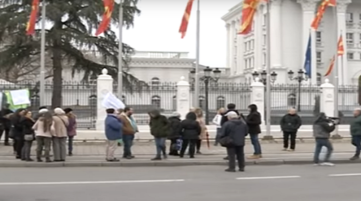 Protest-pred-Vlada-zagaden-vozduh-14jan18-Screenshot