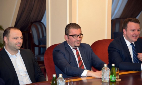 17234-pretsedatelot-na-vmro-dpmne-hristijan-mickoski-ostvari-sredba-so-ministerot-nikos-kodzijas