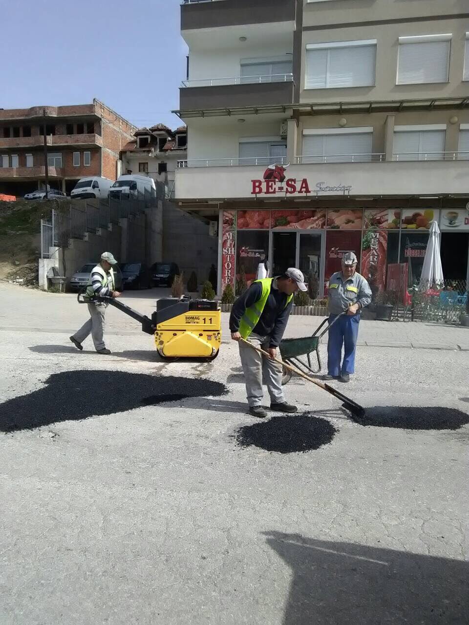 Saniranje udarni dupki (2)