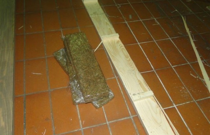 700x450-crop-90-sl.5_marihuana