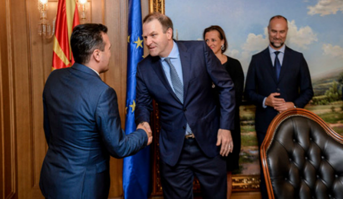 zaev-majkrosoft-696x382