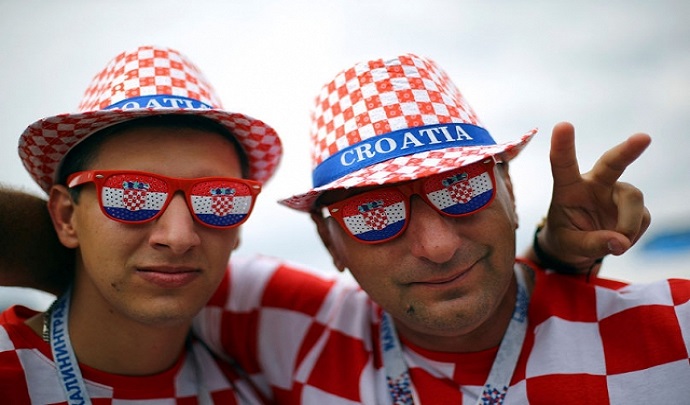 41554-i-toa-chudo-se-sluchi-srpski-i-hrvatski-navivachi-pregrnati-vo-moskva-foto
