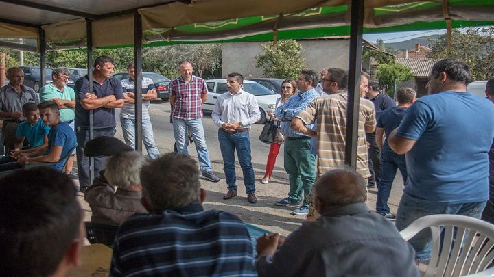 41537184_2253162391571954_7817716935516225536_n