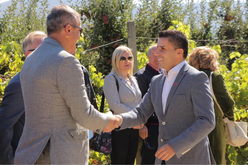 42617423_152670939006198_5263661336700649472_n