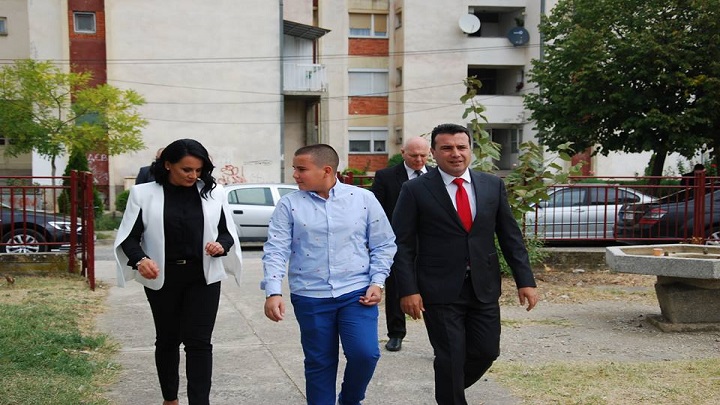 42826124_2038893119495701_6984896714960273408_n