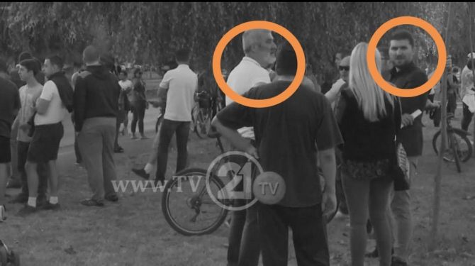 43530788_2289495744607622_4195020967480655872_n-670x375