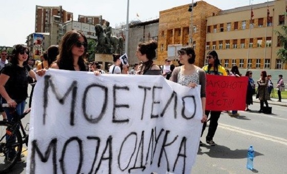 protest-za-abortus-1-520x308