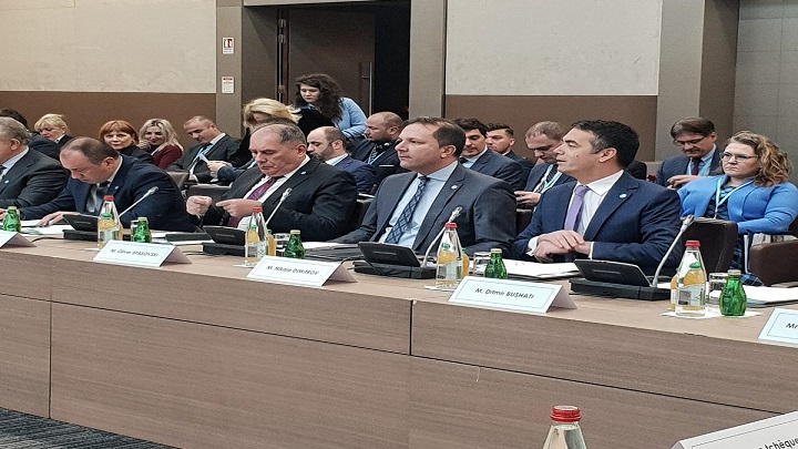 11122018_mvr_pariz_1