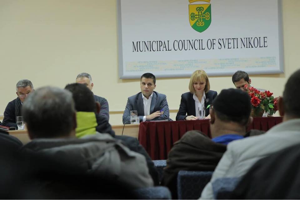 48385431_2314353985452794_2057876216295194624_n