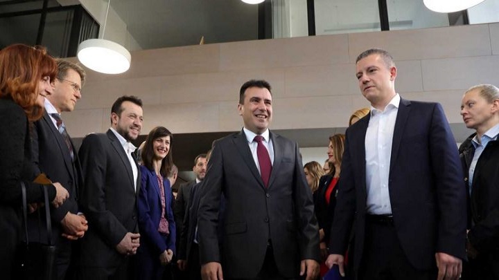 zaev-del-od-bliskite-na-funktsionerite-ke-se-otkazhat-od-vrabotuvaneto-vo-drzhavnite-firmi