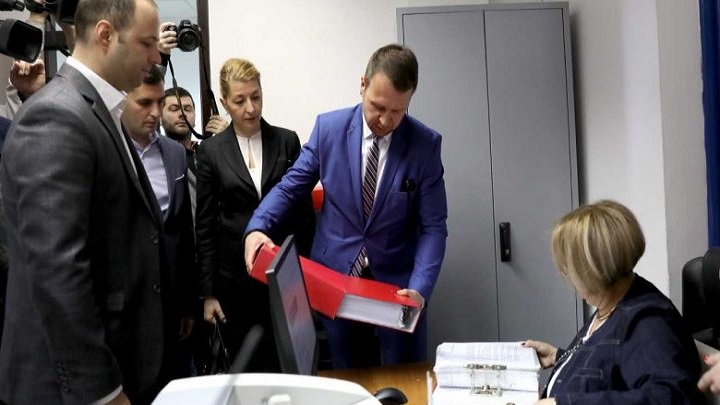 po-pendarovski-vo-dik-podnesena-kandidaturata-i-na-siljanovska