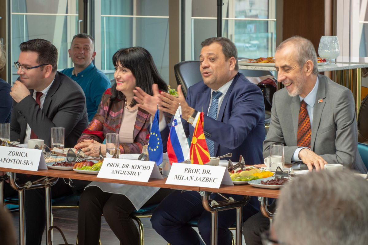 11042019_angjushev_jazbec_20