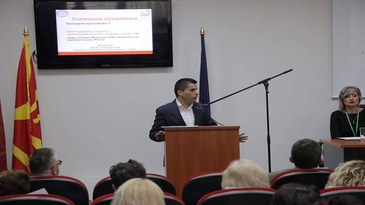 56696935_2384785298409662_353577358667546624_n