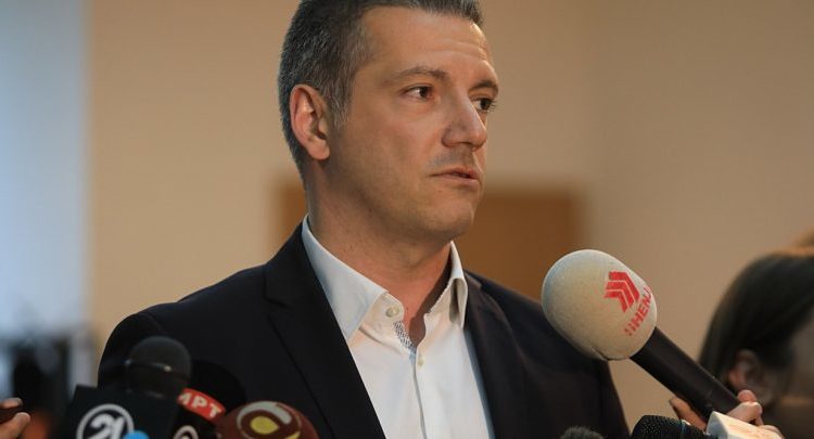 manchevski-konechno-ke-bide-reshen-problemot-so-vrabotenite-spored-ramkovniot-dogovor