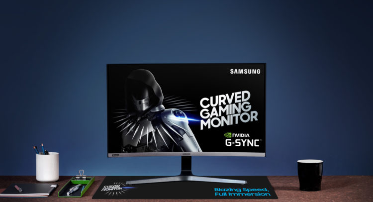 Samsung Curved Gaming Monitor CRG527_1
