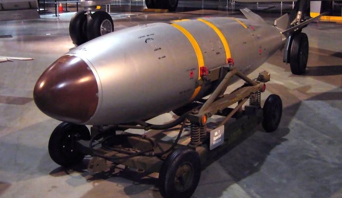 Mark_7_nuclear_bomb_at_USAF_Museum