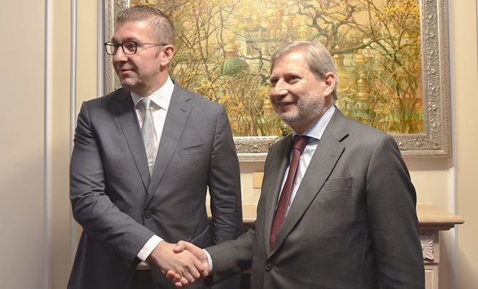 Mickoski-Hahn-SREDBA-2507-41-670x437