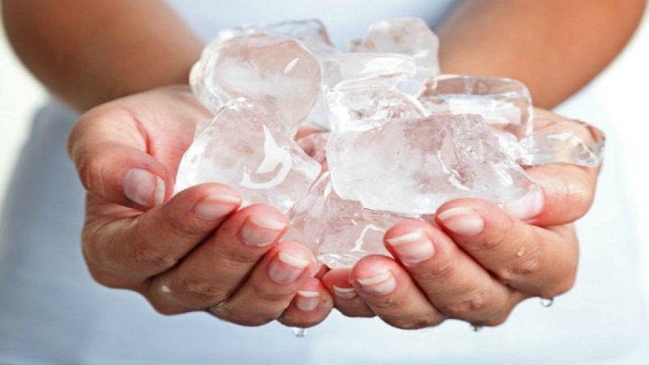 1-vnimavajte-3-opasnosti-koi-se-krijat-vo-kockite-mraz-www.kafepauza.mk_