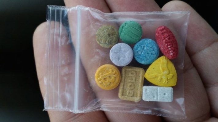 ekstazi-800x450-1-711x400