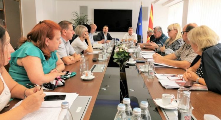 69992227_2383612728418613_639581378391834624_n-760x570