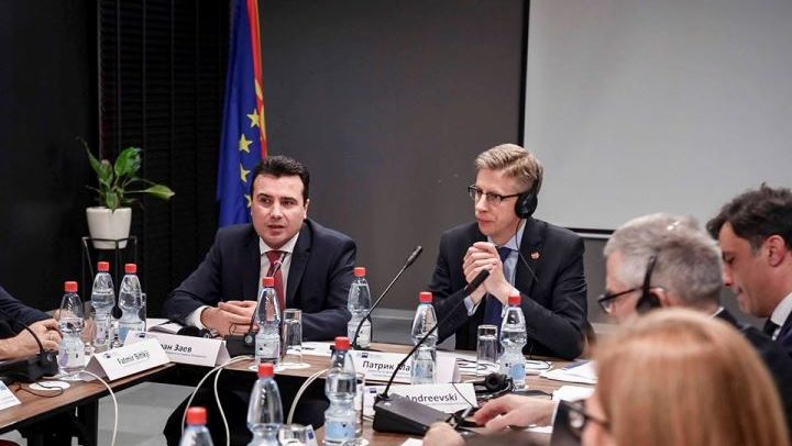 zaev10
