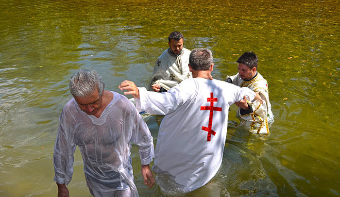 крстевање