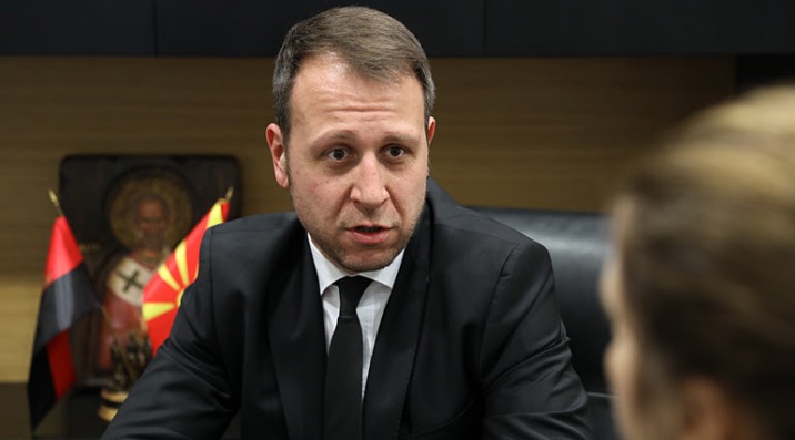 Janushev2