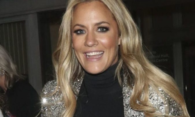 caroline-flack-breaks-instagram-silence-ahead-of-love-island-winter-launch-960x480
