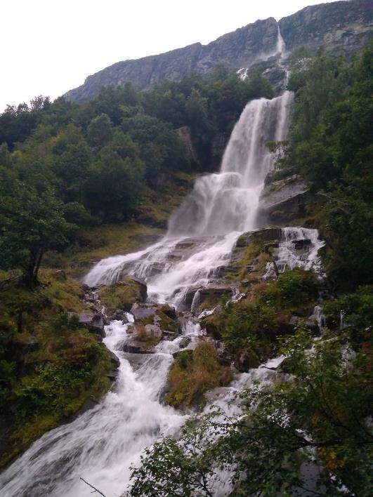 najvisok vodopad5