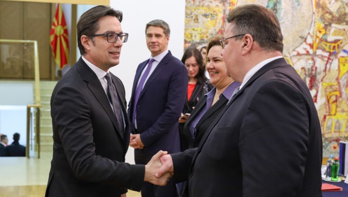 Pendarovski1