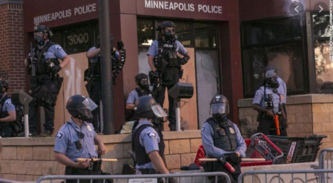 policija Mineapolis
