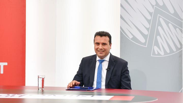 zaev1