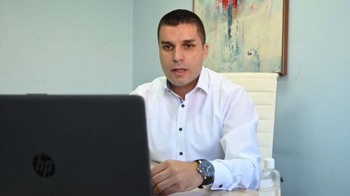 Nikolovski11