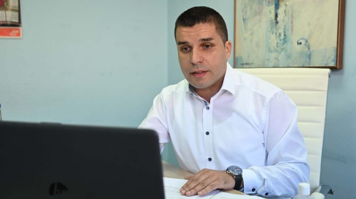 Nikolovski3