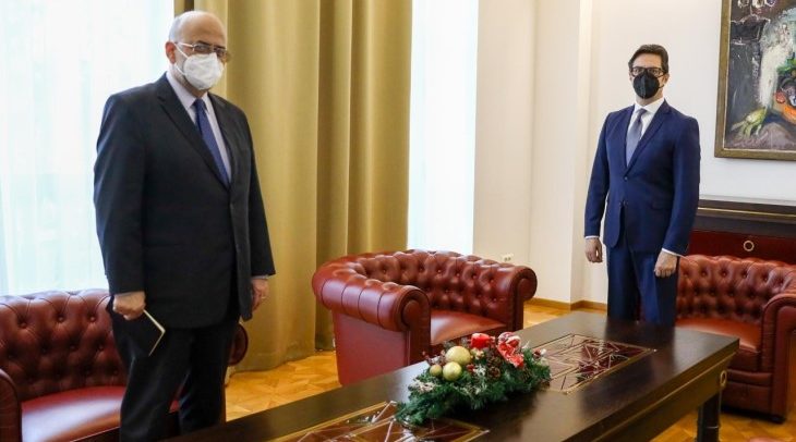 Pendarovski-so-grchki-ambasador