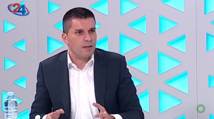 Nikolovski..