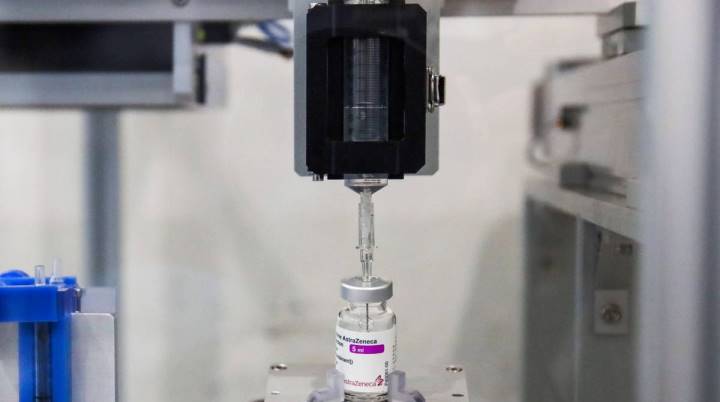 robot Astra Zeneca