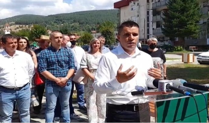 николовски