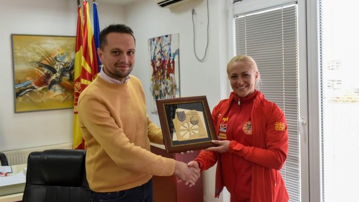Mitovski0
