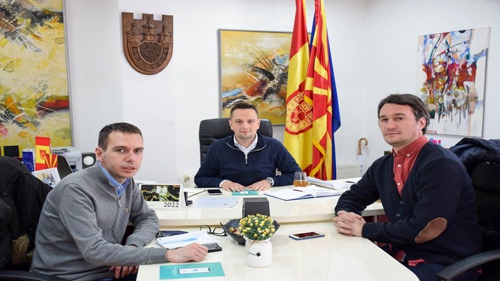 митовски