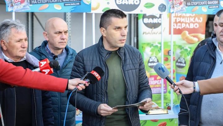 николовски