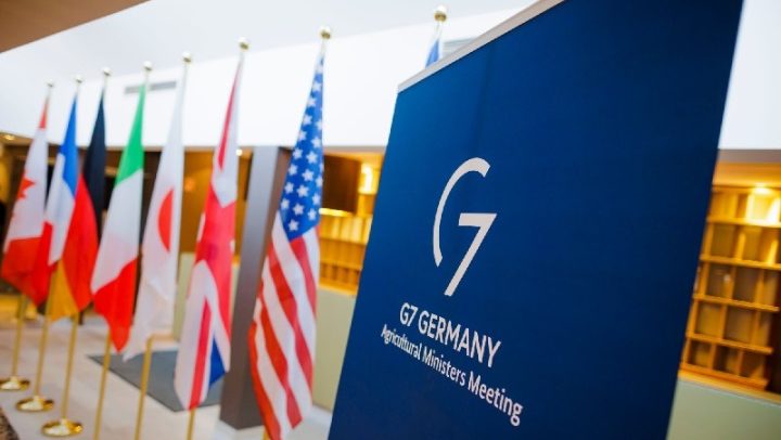G7