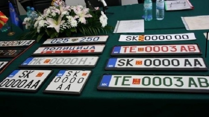 e2CtP3rnf4-rade-koncar-so-soopstenie-do-javnosta-za-problemot-so-registarskite-tablici-vo-drzavata-se-oglasi-i-ministerot-spasovski