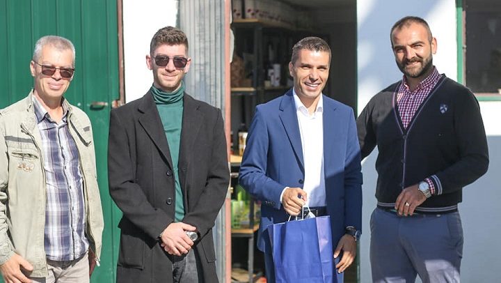 николовски