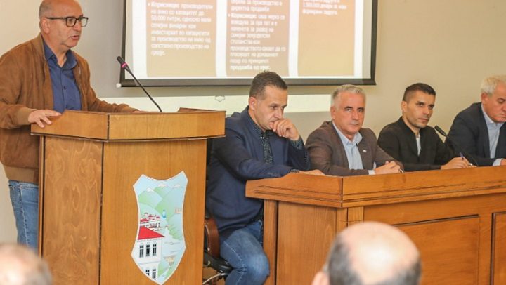 николовски дебар