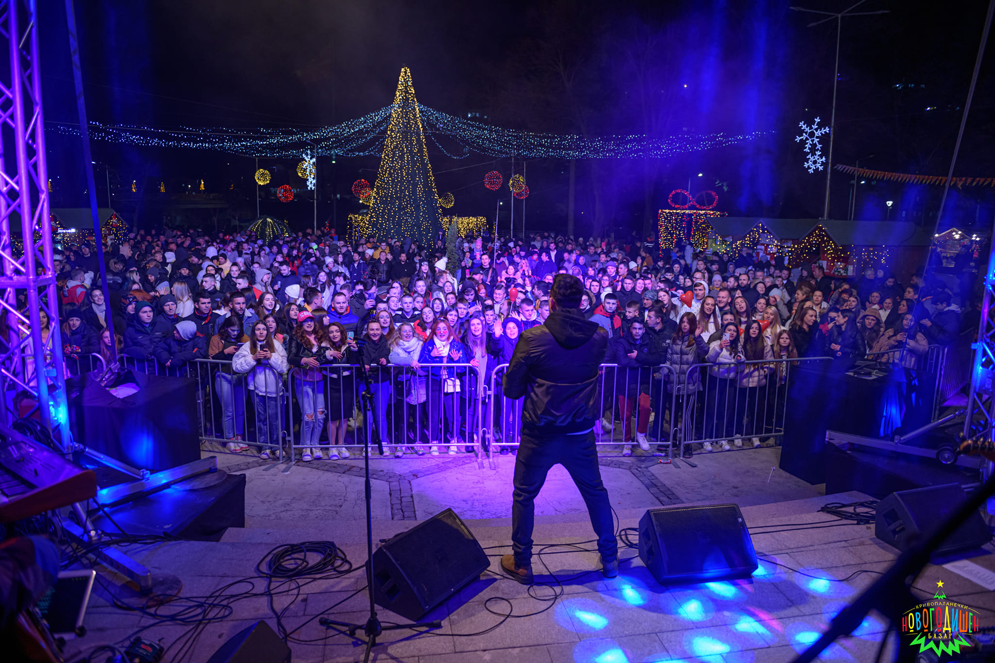 321729945_898706654634373_6271383280319543693_n