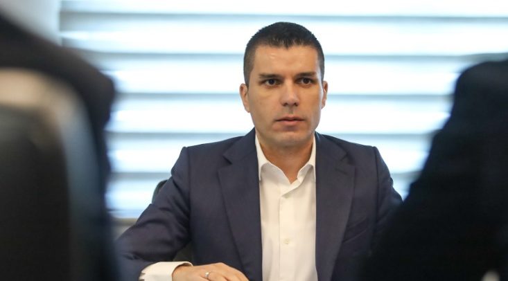 николовски